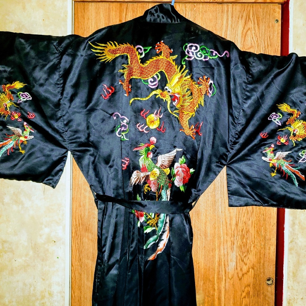 Vintage Chinese Komono black robe